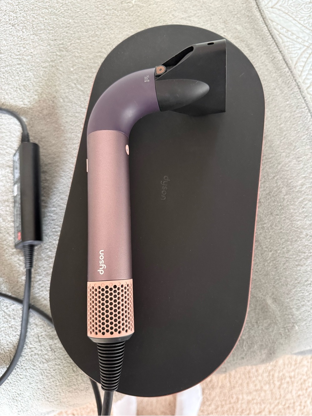 Dyson Supersonic r™ Hair Dryer Jasper Plum Rose Gold Set
